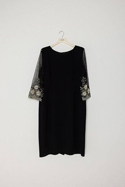 Ekol Mi Kolları Tül İşleme Detaylı Elbise