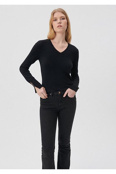 Mavi V Neck Black Sweater Slim Fit / Narrow Cut 171346-900