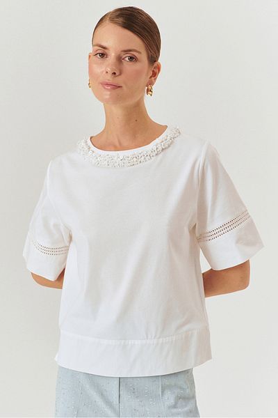 Exquise Tricou alb tricotat din bumbac, cu mâneci și detaliu de procesare