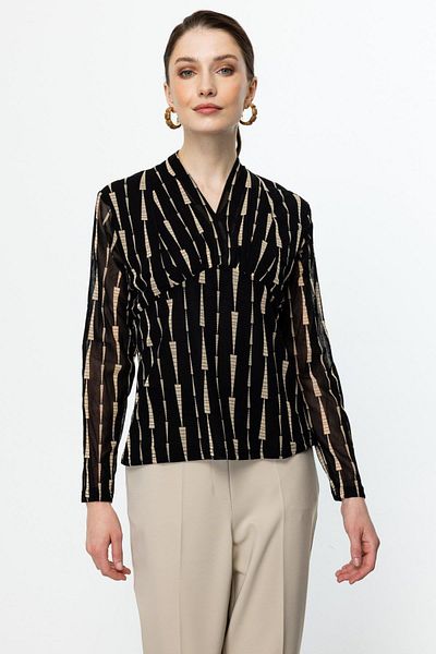 On Fashion Blouse Patterned V-Neck Long Sleeve