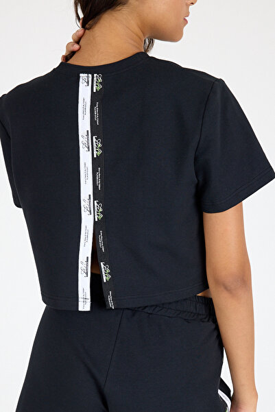 Hoodraze قطعة قصيرة بتفاصيل شق خلفي للسيدات