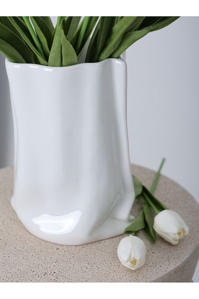 touche deco Alabaster Dream Vase