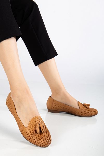 ANALİN SHOES Balerini de damă din piele naturală cu ciucuri imprimați - maro