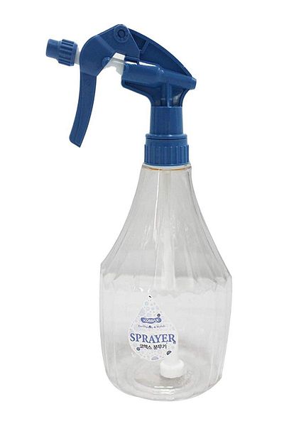 komax Spray Bottle 500ml – Durable Leak-Proof Plastic Mist Sprayer for Home & Salon Use