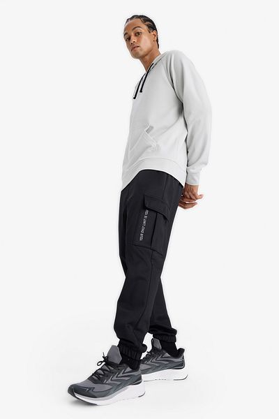 DeFacto Fit Sportsman Jogger Sweatpants Standard Fit Waist Lace-Up Three Pockets D3741Ax24Wn