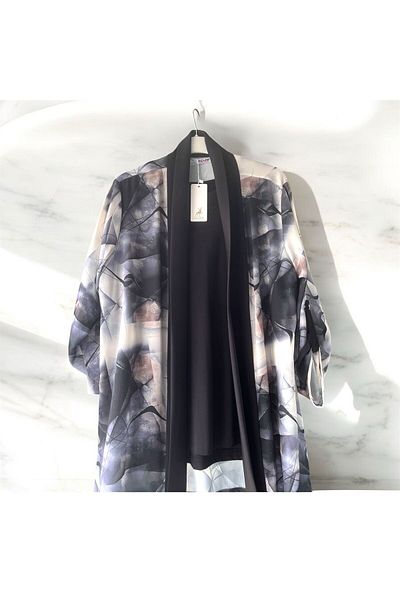 Butik Wide Fit Mother Chiffon Double Suit Jacket Short Sleeve