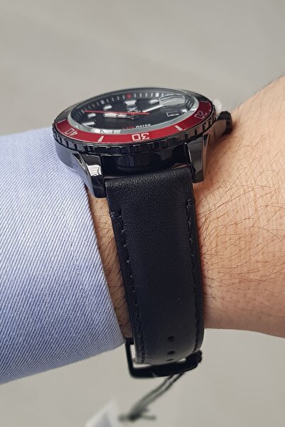 Daniel Klein Siyah Deri Kayışlı Takvimli Erkek Kol Saati