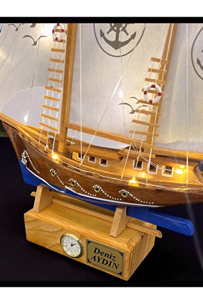 HediyeArıları Kişiye Özel Isimli Tasarım Saatli Ahşap Gemi Maketi, El Yapımı Led Işıklı