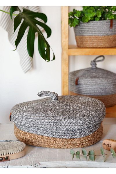 The Mia Jutte Oval Basket with Lid Bamboo Gray 35X24X12 cm
