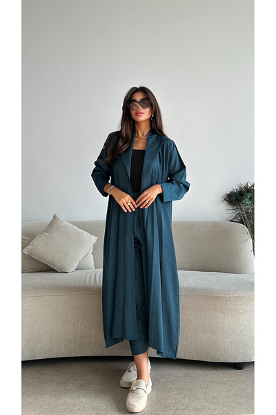 outline Elegant turquoise summer abaya in three pieces