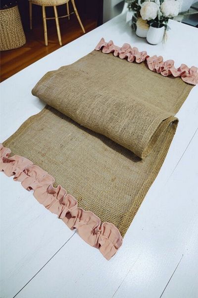 iDekor Rustic Jute Table Runner – Ruffled Decorative Tablecloth | Natural Vintage Style 100*40 cm Washing Bag