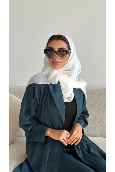 outline Elegant turquoise summer abaya in three pieces