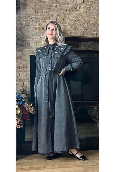 Cardella Τζιν φόρεμα με πέτρα και χάντρες με λεπτομέρεια γιακά Τζιν φόρεμα