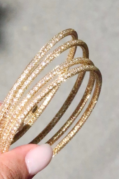 Juaste سوار جوادست الذهبي