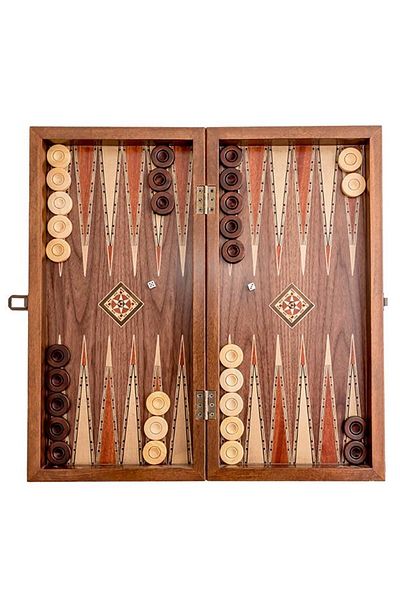 Helena Joc de table si sah din lemn masiv si sidef lucrate manual 2236 Walnut