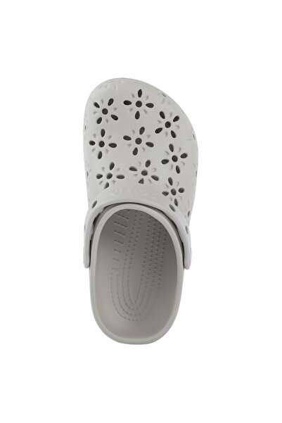 Crocs Γυναικείες παντόφλες κλασικές φλοράλ κομμένες σε μπεζ χρώμα 210927-214