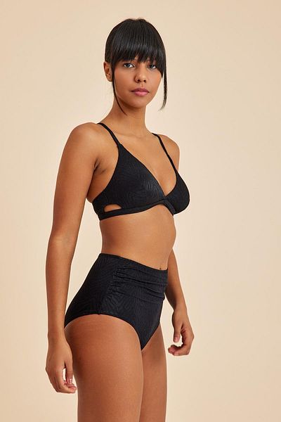 Amarelle Σετ μπικίνι Bali Black Triangle Gatherer χωρίς επένδυση