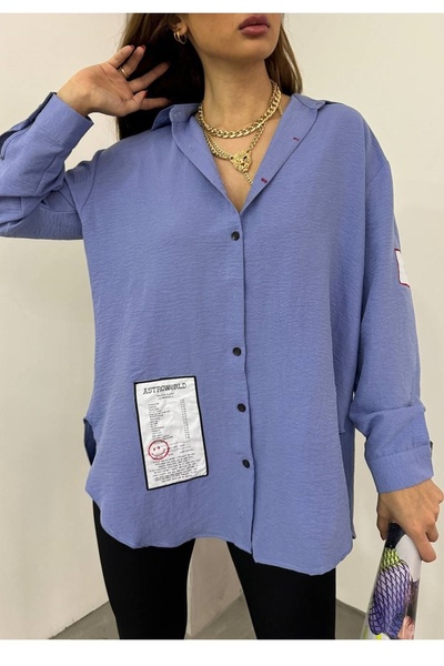 lovebox Γυναικείο πουκάμισο από βαμβακερό ύφασμα Oversize Μπλε με Σχέδιο Εμβλήματος 12200