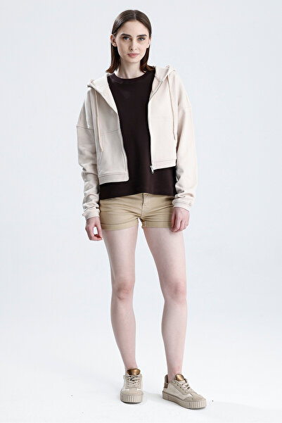 Sofist İstanbul Ekru Essentials Fit Kadın Zip Hoodie %100 Pamuk Kapüşonlu Düşük Omuzlu Fermuarlı Kanguru Cepli