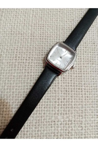 Brality Retro Oval Square Model.. Vintage Women's Wristwatch.. Silver Case.. White Dial.. Black Cord - 0034