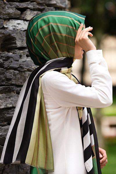 Vissona Şal de mătase proaspătă de damă, verde smarald, negru