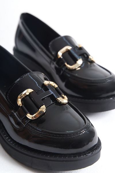 Zerenyus Γυναικείο Loafer Caro Premium λουστρίνι μαύρο χρυσό πόρπη