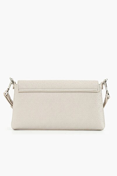 Calvin Klein Kadın Manyetik Kapamalı Çıkarılabilir ve Ayarlanabilir Omuz Askılı Metalik Logo Kabartmalı Bej Çanta