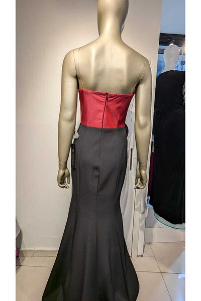 Robes Βραδινό φόρεμα με στράπλες ροζ και χάντρες μακριά φούστα ψαριού