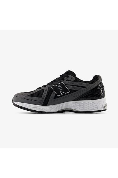New Balance Logo Thick Sole Sneaker Shoes Shoes U1906Rcb