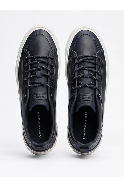 Tommy Hilfiger Navy Blue Leather Sneaker - Comfortable Non-Slip Sole with Stitching Detail Fm0Fm05452-Dw5