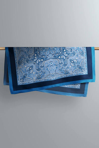 Modabutik Kadın Mavi Lacivert Dear Desenli 50x50 Bandana