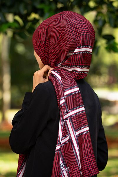 Vissona Women's Fresh Silk Shawl Burgundy Black