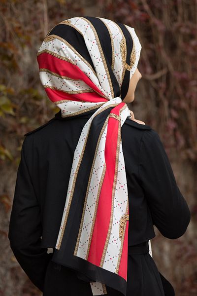 Vissona Women's Fresh Silk Shawl Red Black