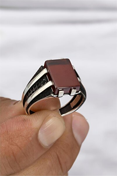 Silverplus Kırmızı Akik Taşlı Mikro Taş İşlemeli Gümüş Erkek Yüzük