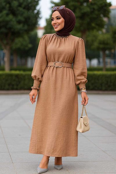 Neva Style Rochie Hijab Camel cu centură 661c