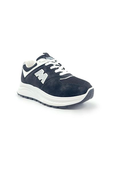 NiceLook Elegant black women's sports shoes
