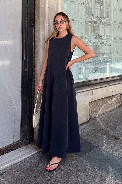 Swist Smoked Pique Modal Crew Neck Pocket Casual Women's Midi Dress