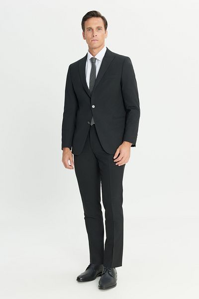 ALTINYILDIZ CLASSICS Men's Black Waterproof Extra Slim Fit Swallow Collar Woolen Nano Suit