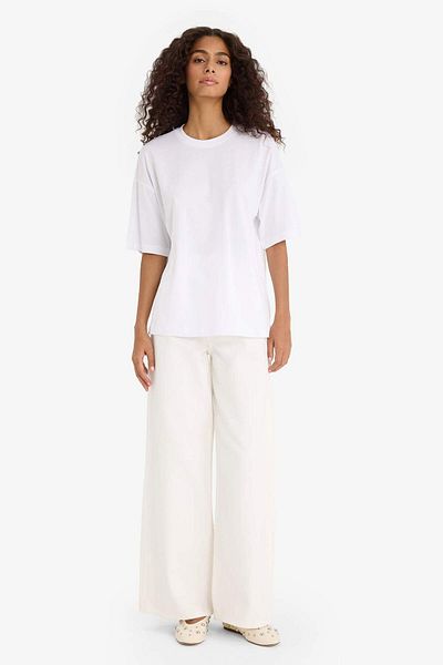 DeFacto Oversize Wide Fit Crew Neck Basic Plain Combed Cotton Short Sleeve T-Shirt C0099Ax25Au