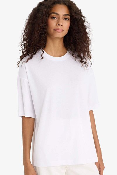 DeFacto Oversize Wide Fit Crew Neck Basic Plain Combed Cotton Short Sleeve T-Shirt C0099Ax25Au