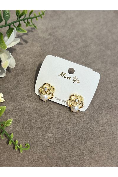 VİYA Gold Flower Motif Steel Earrings with Pearl Detail
