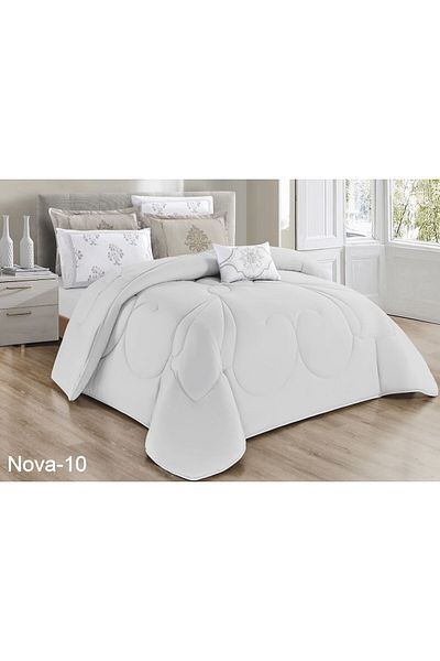 Moon Double bedspread with a patterned design to add beauty and elegance to your room, made of microfiber, size 230*250 cm
