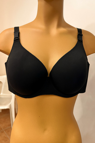 D.O.G.LL حمالة صدر D.O.G.L مقطوعة بالليزر بدون حشوة