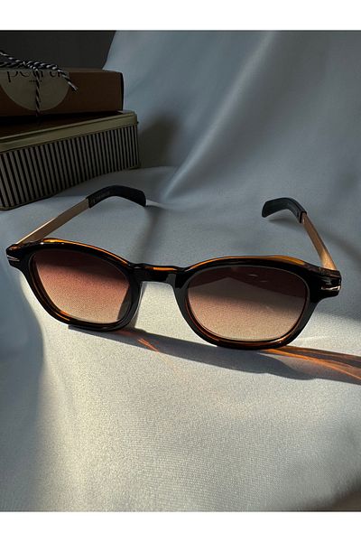 Petra Jeweils Classic Brown Sunglasses