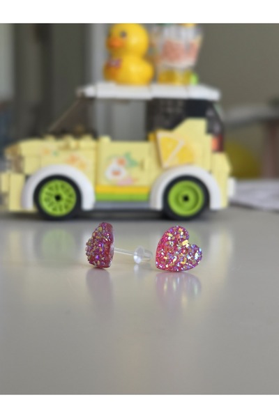 AyShope Antialerjik Şeffaf Uçlu Bioplast Kalp Desenli Silikon Küpe Bir Çift