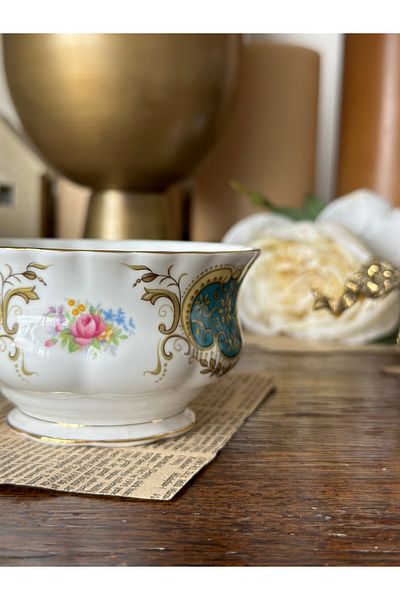 Royal Albert Antique Royal Albert Berkeley Floral Porcelain Sugar Bowl Chocolate Bowl Dragee Turkish Delight Bowl Plate