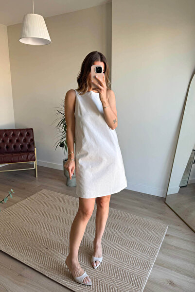 Sue Store Beyaz Sırtı Açık Astarlı Keten Elbise