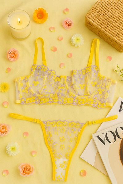 İntive Lingerie Κίτρινο λουλούδι κεντημένο διαφανές δαντελένιο σουτιέν & σετ κορδονιών