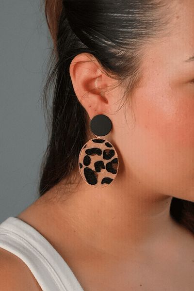 Sumen Butik Leopard Pattern Dangle Earrings