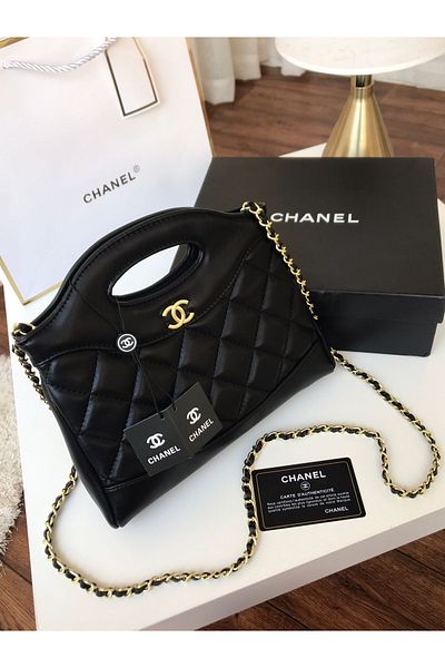 chch High quality shoulder bag